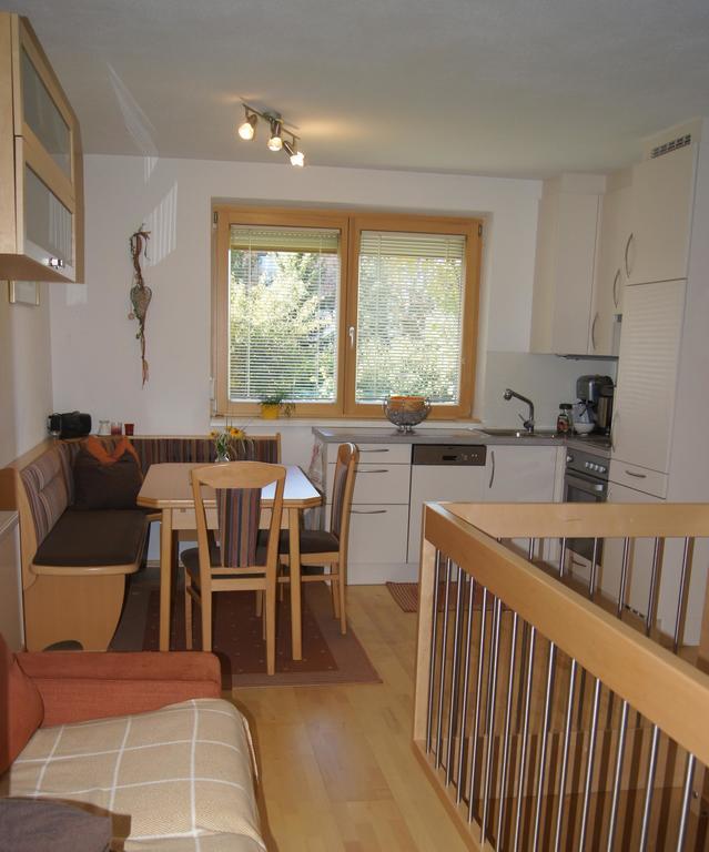 Haus Rainer Apartment Innsbruck Bagian luar foto